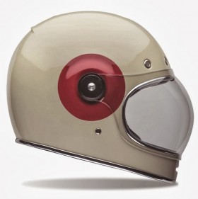 Le casque "Bullitt"  de chez Bell.