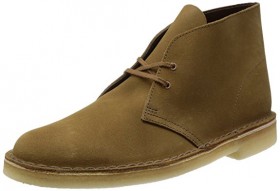 Les Desert boots de chez Clarks.