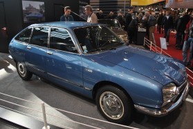 Dans les Allées de La 40ème Édition de Rétromobile