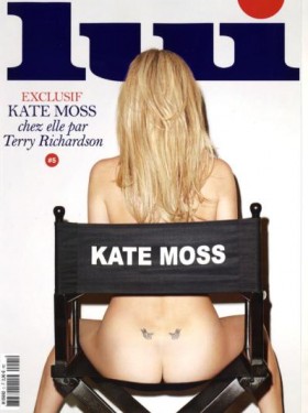 Kate Moss revient nue dans Lui !