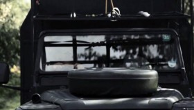 Lilly Landi et Saxon Boewscrick : une relation  très particulière.