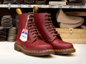 Doc Martens, un long processus de fabrication.
