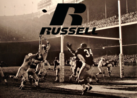 Russell Athletic, tout simplement l'inventeur du tee-shirt et du sweat.