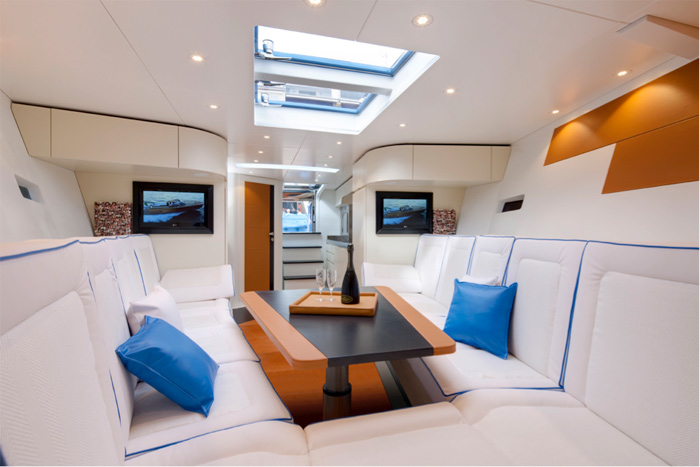 Bateau Maxi Dolphin MD51 Power Bateau Maxi Dolphin MD51 Power